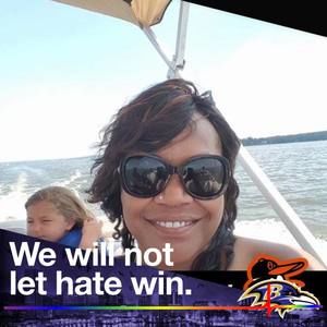 Meet your Posher, Sharon